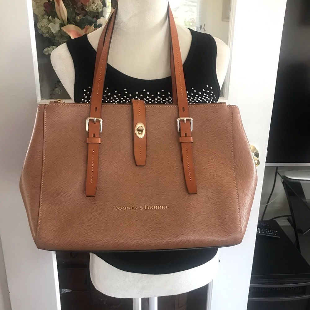 Dooney & Bourke - Women’s Purse